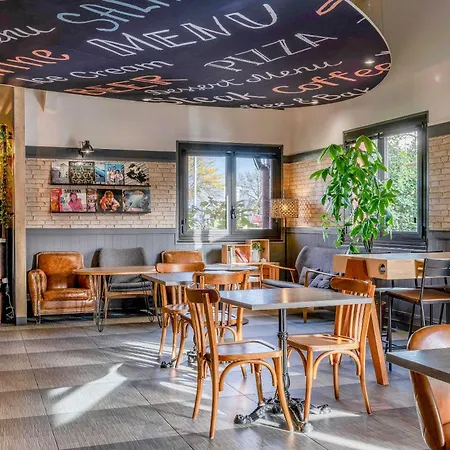 Bordeaux Cadera Aeroport מלון Mérignac