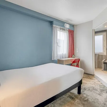 Ibis Bordeaux 3*