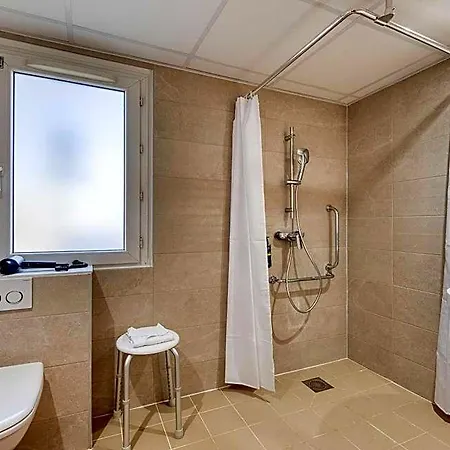 Hotel Bordeaux Cadera Aeroport Merignac (Gironde)