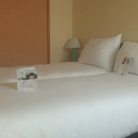 Bordeaux Cadera Aeroport Hotel Mérignac