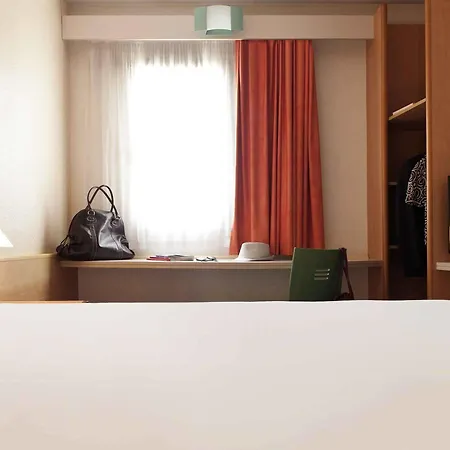 Bordeaux Cadera Aeroport Hotel