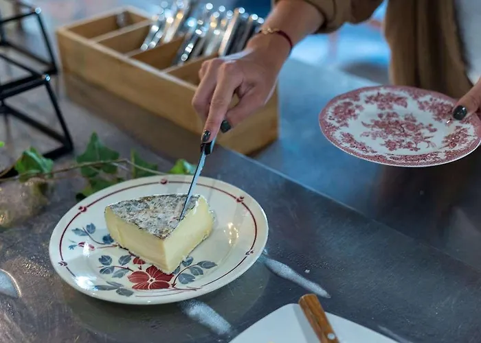 Bordeaux Cadera Aeroport Готель Мериньяк