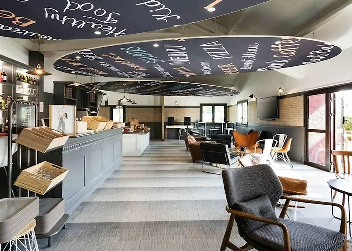 Bordeaux Cadera Aeroport Hotel Mérignac