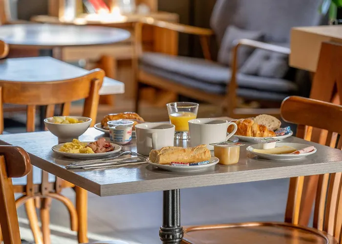 Готель Bordeaux Cadera Aeroport