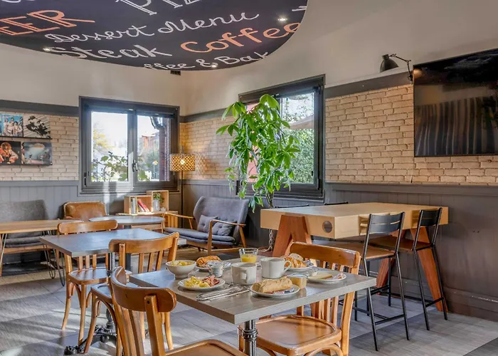 Bordeaux Cadera Aeroport Hotel Mérignac