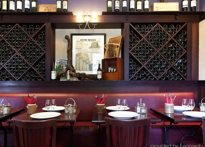 Bordeaux Cadera Aeroport Hotel 3*