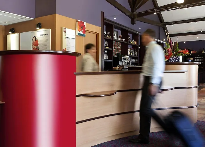 Готель Bordeaux Cadera Aeroport 3*