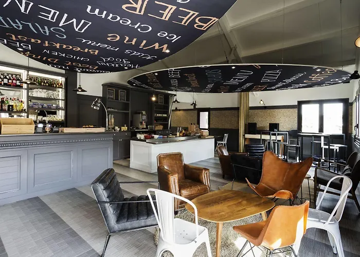 Bordeaux Cadera Aeroport Hotel 3*